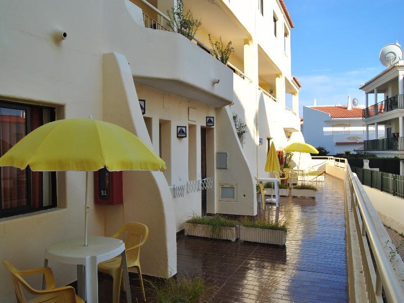 Apartamentos Olhos Do Mar Albufeira Zewnętrze zdjęcie